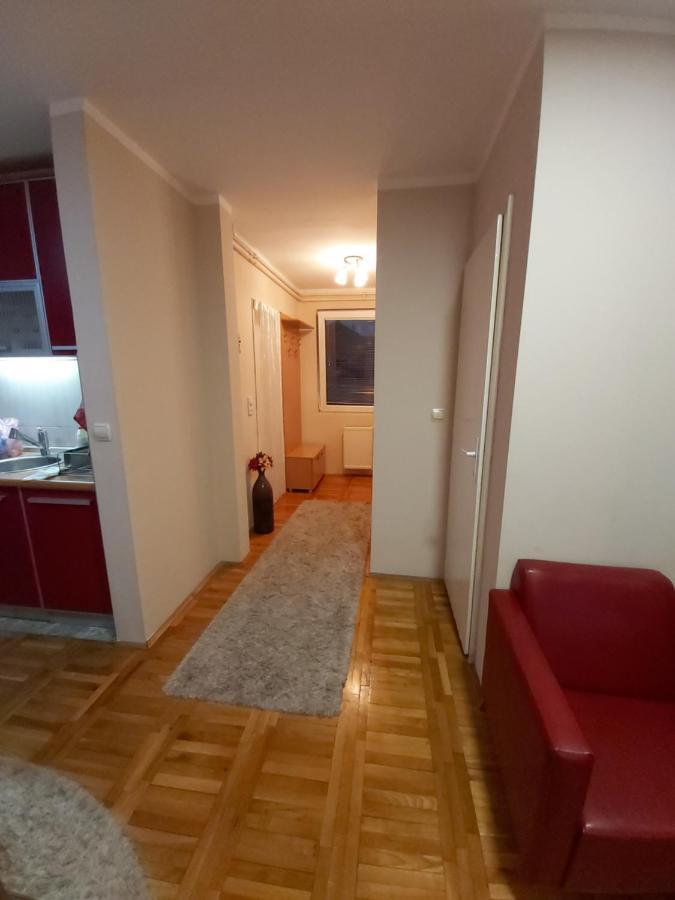 Ino 99 Apartment อูชิเซ ภายนอก รูปภาพ